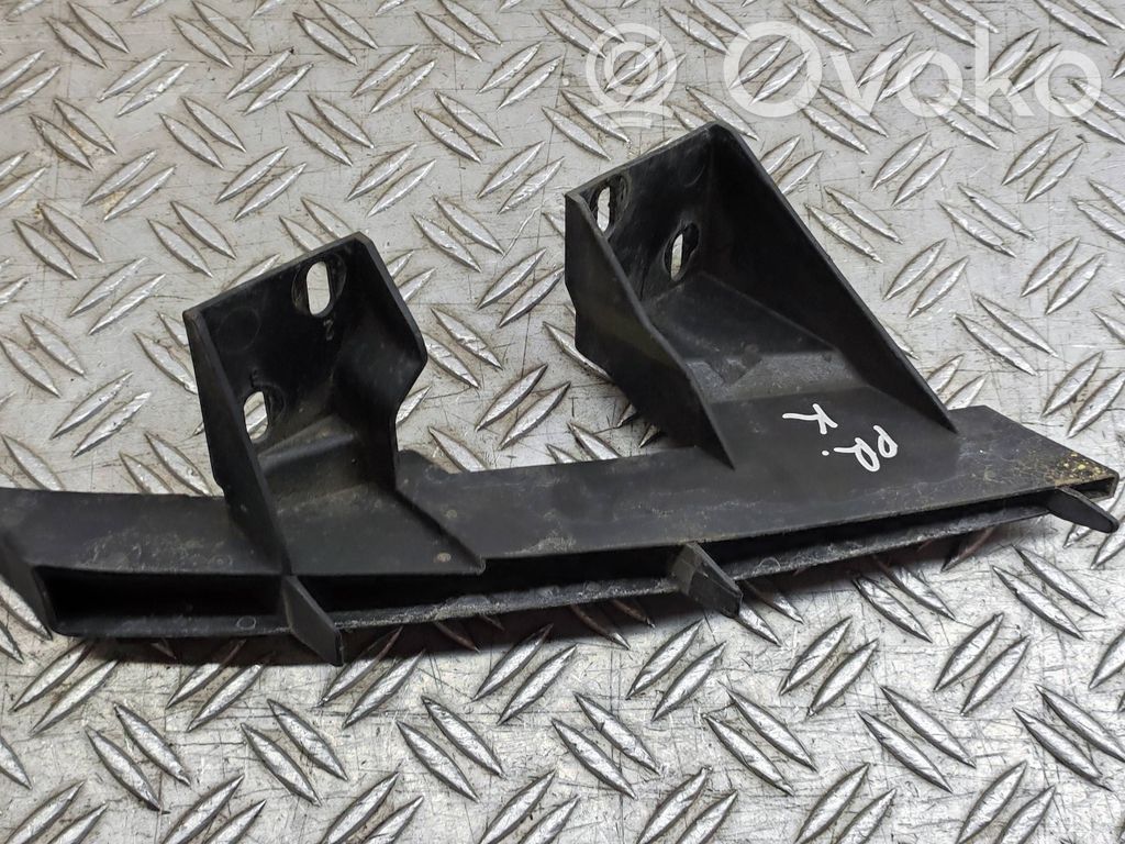 Audi Q7 4L Front bumper mounting bracket 