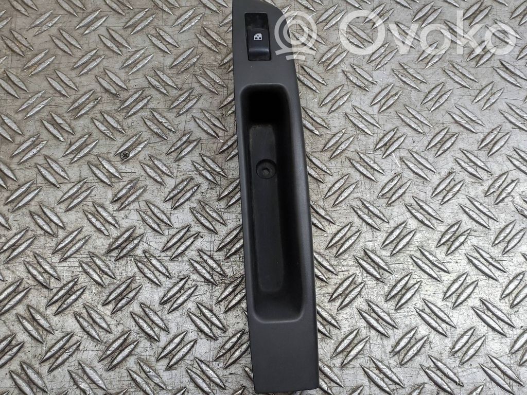Chevrolet Spark Electric window control switch 