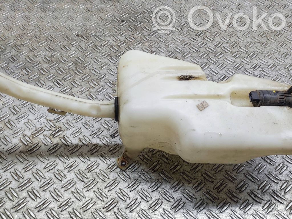 Logu šķidruma tvertne   D283207
