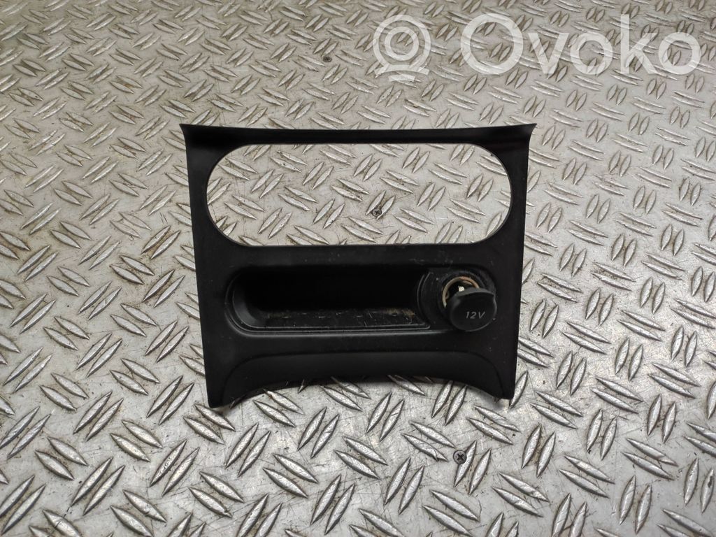 Nissan Qashqai+2 Inne części wnętrza samochodu 