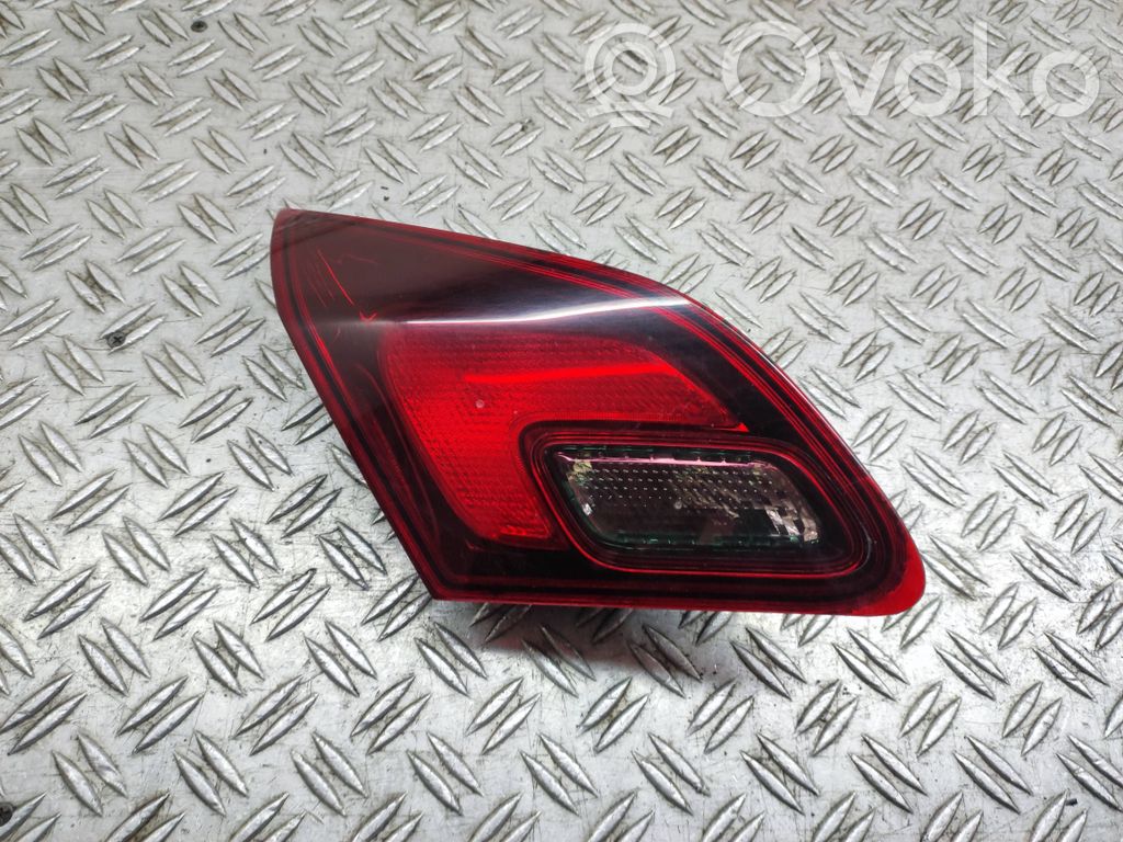 Opel Astra J Lampa tylna 