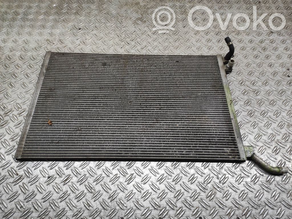 Jaguar XE Radiator lichid răcire 