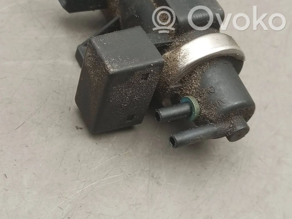 Electroválvula del turbo   2247906,72279600,02T114