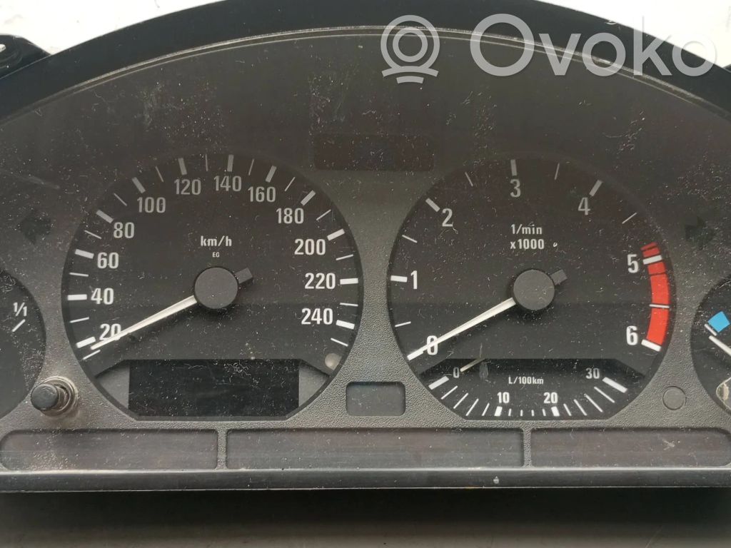 BMW 3 E36 Spidometras (prietaisų skydelis) 