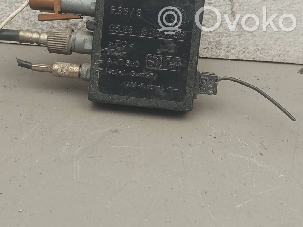 BMW 3 E36 Antenos valdymo blokas 