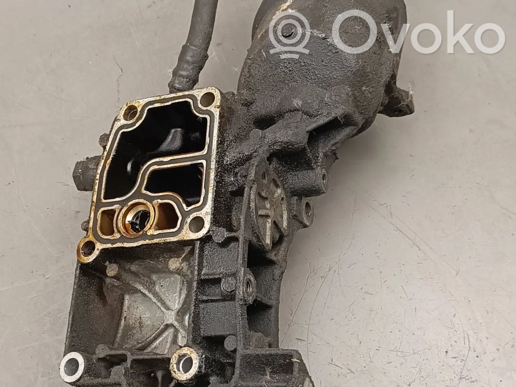 BMW 5 E39 Oil filter mounting bracket 