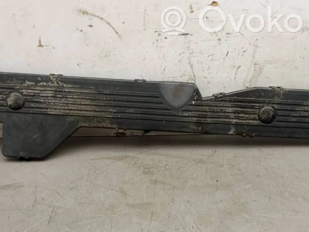 BMW 7 E32 Ventildeckel 
