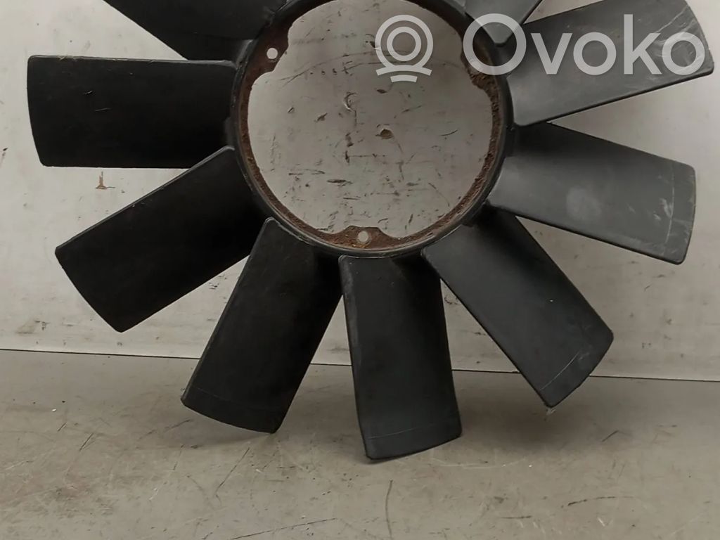 BMW 7 E32 Ventiliatora propellers 