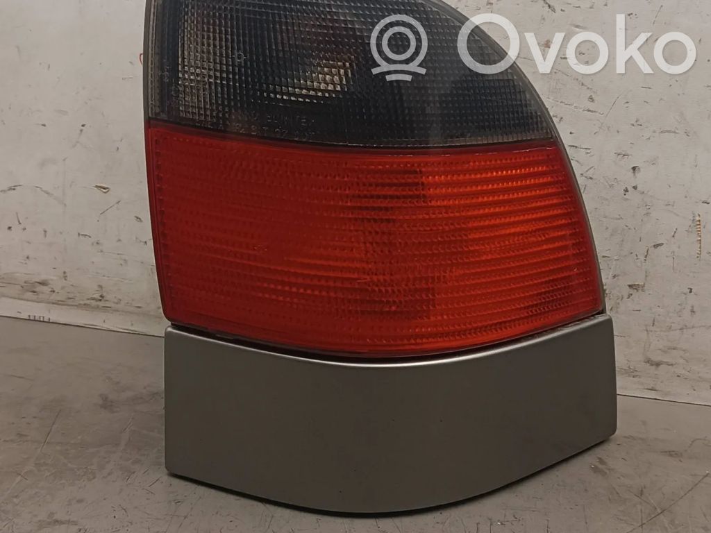 Rear/tail lights   4564464