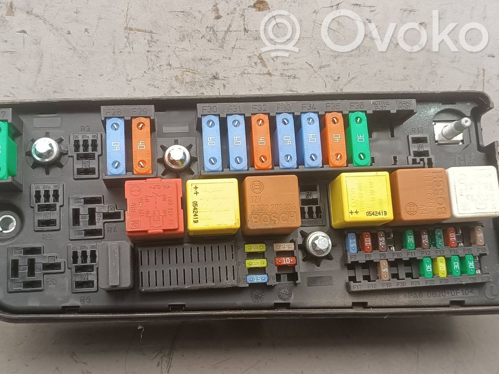 Opel Vectra C Sulakemoduuli 