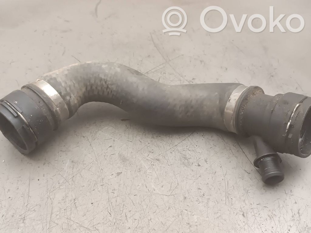 Engine coolant pipe/hose
