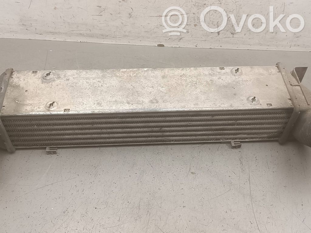 Starpdzesētāja radiators   800680