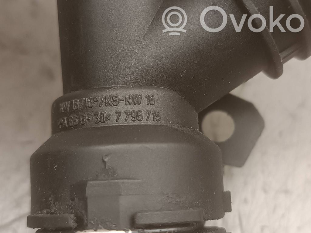 BMW 3 E90 E91 Engine coolant pipe/hose 