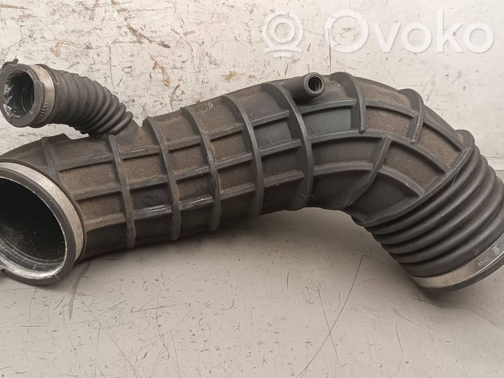 BMW X3 E83 Air intake duct part 