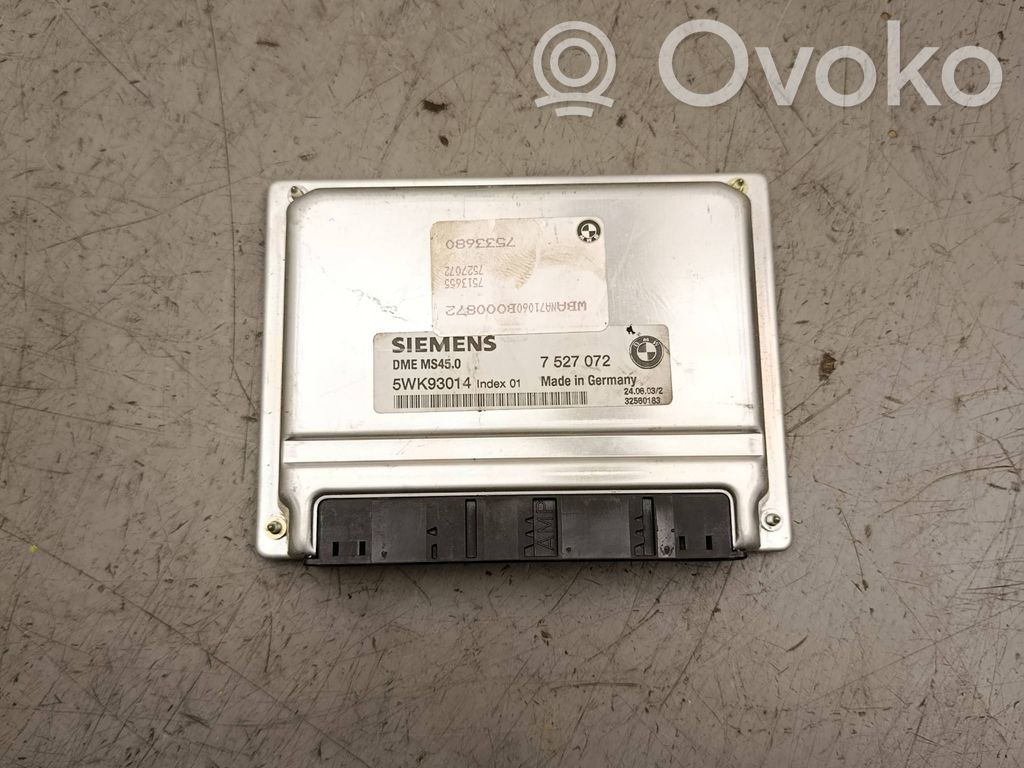 BMW 5 E60 E61 Engine control unit/module 