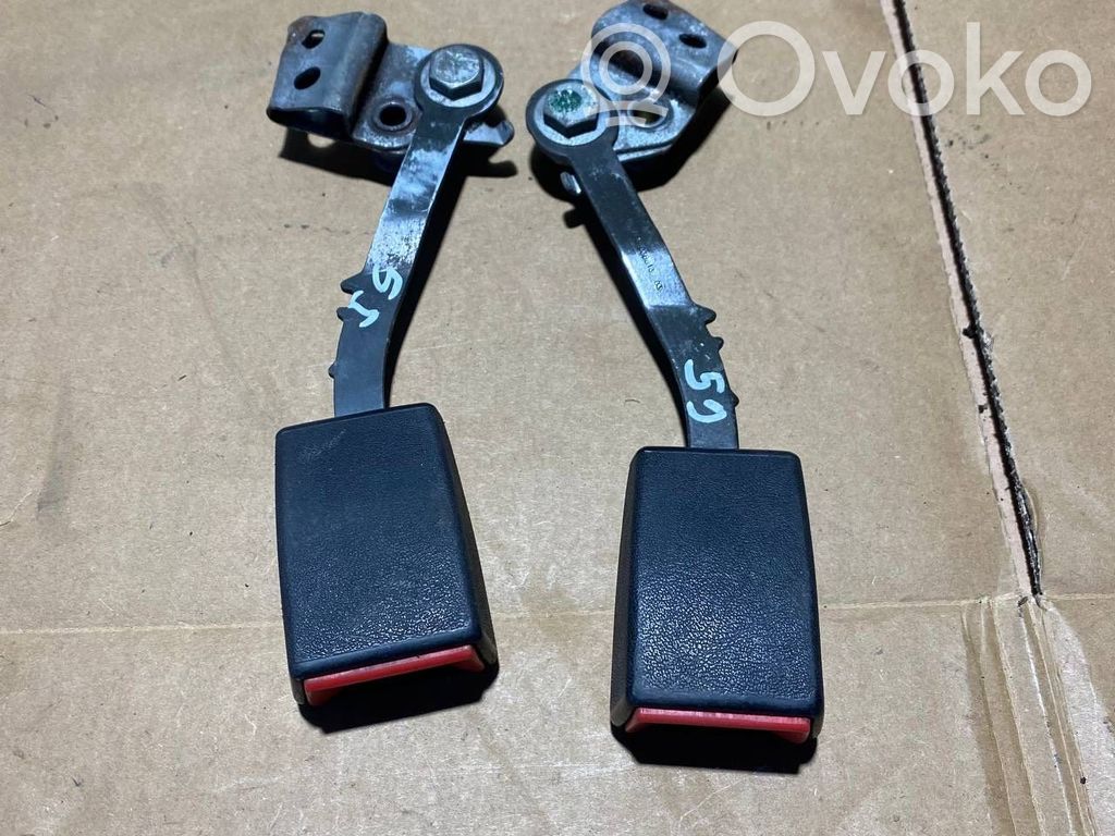 Mercedes-Benz E W124 Front seatbelt buckle 