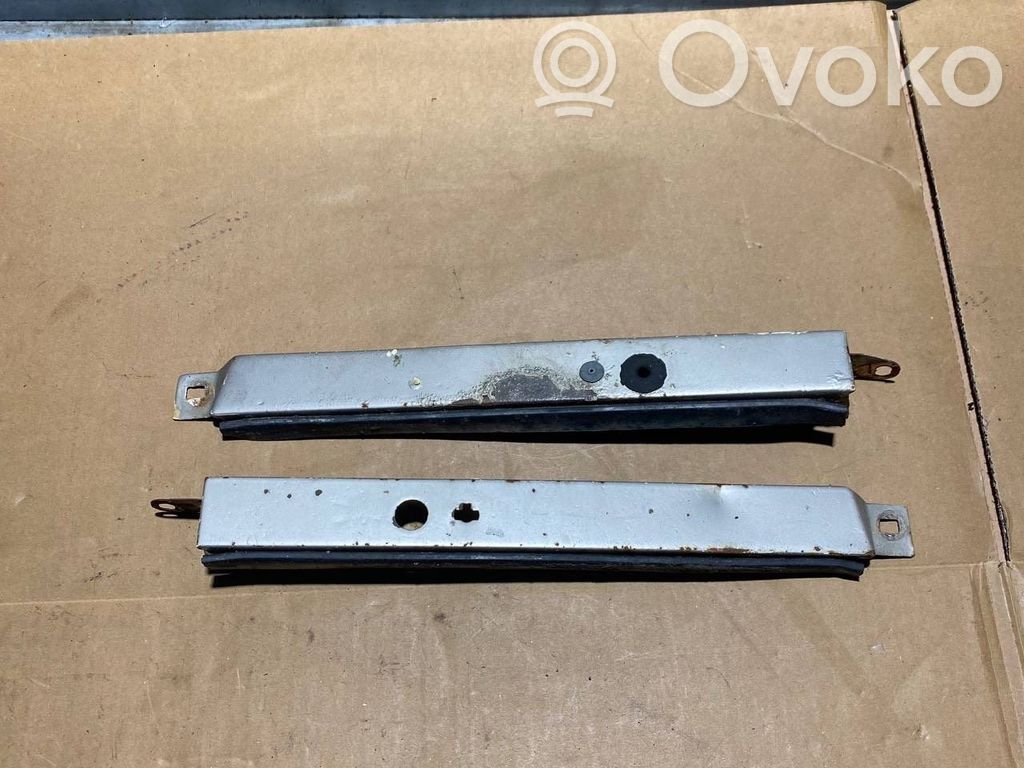 Mercedes-Benz E W124 Under headlight/headlamp trim 