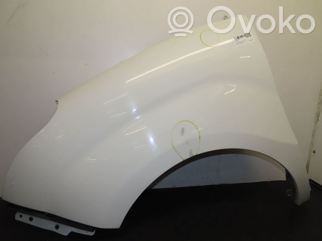 Opel Combo D Sparnas 