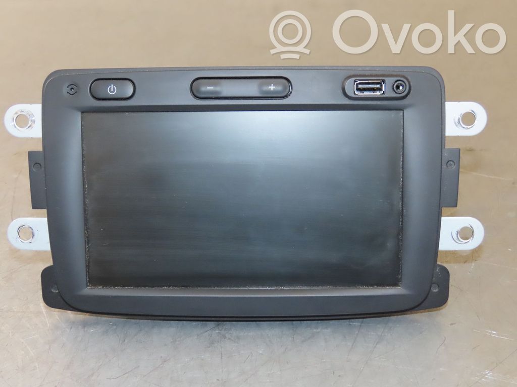 Dacia Spring Radio/CD/DVD/GPS head unit 