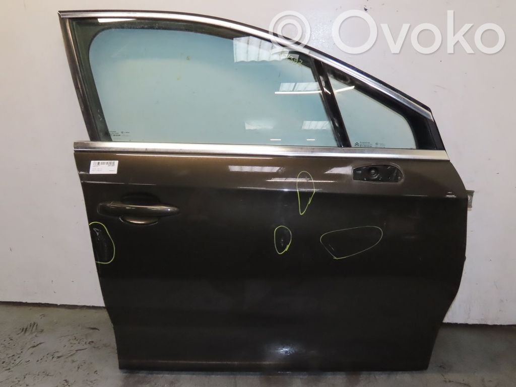 Priekinės durys   9004EA