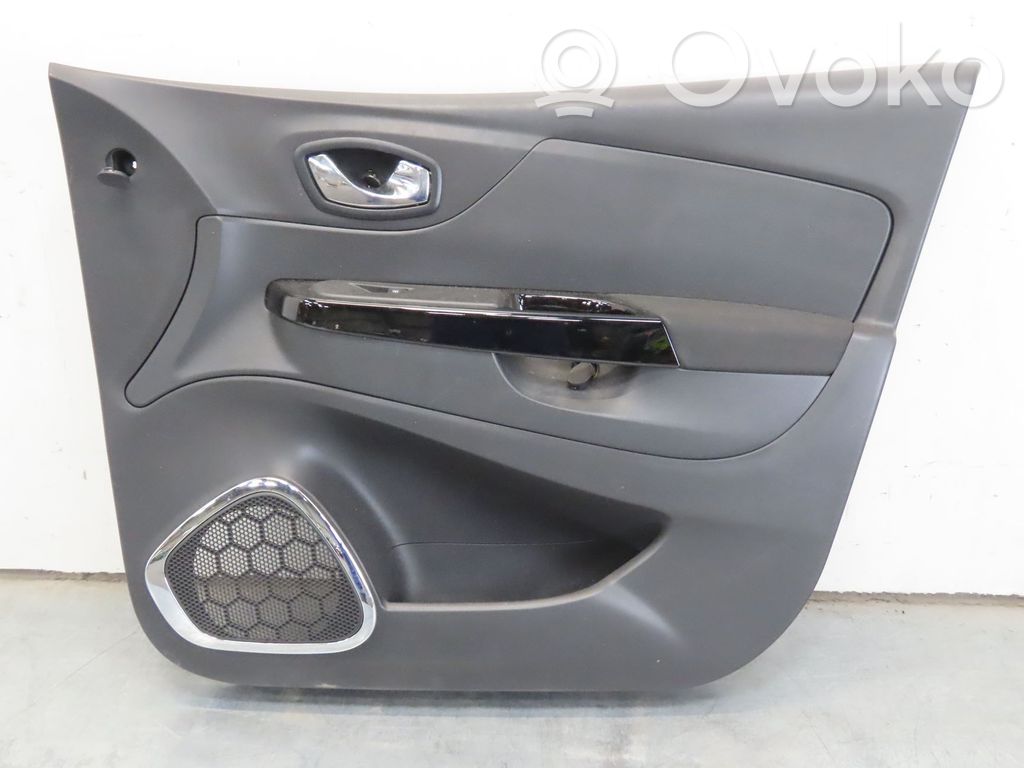 Renault Captur Front door card panel trim 