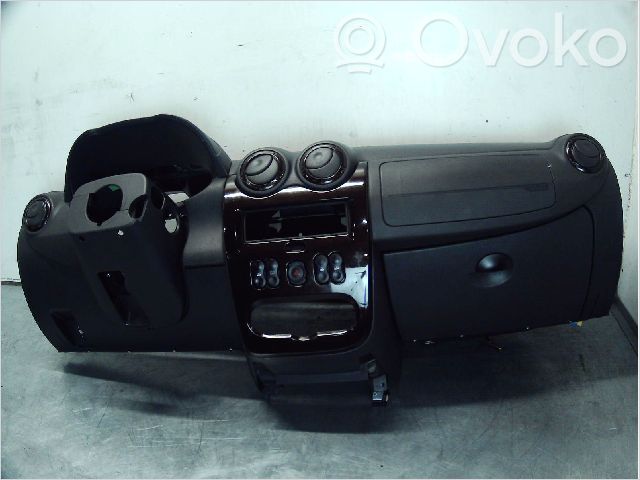 Panelė   8200739435