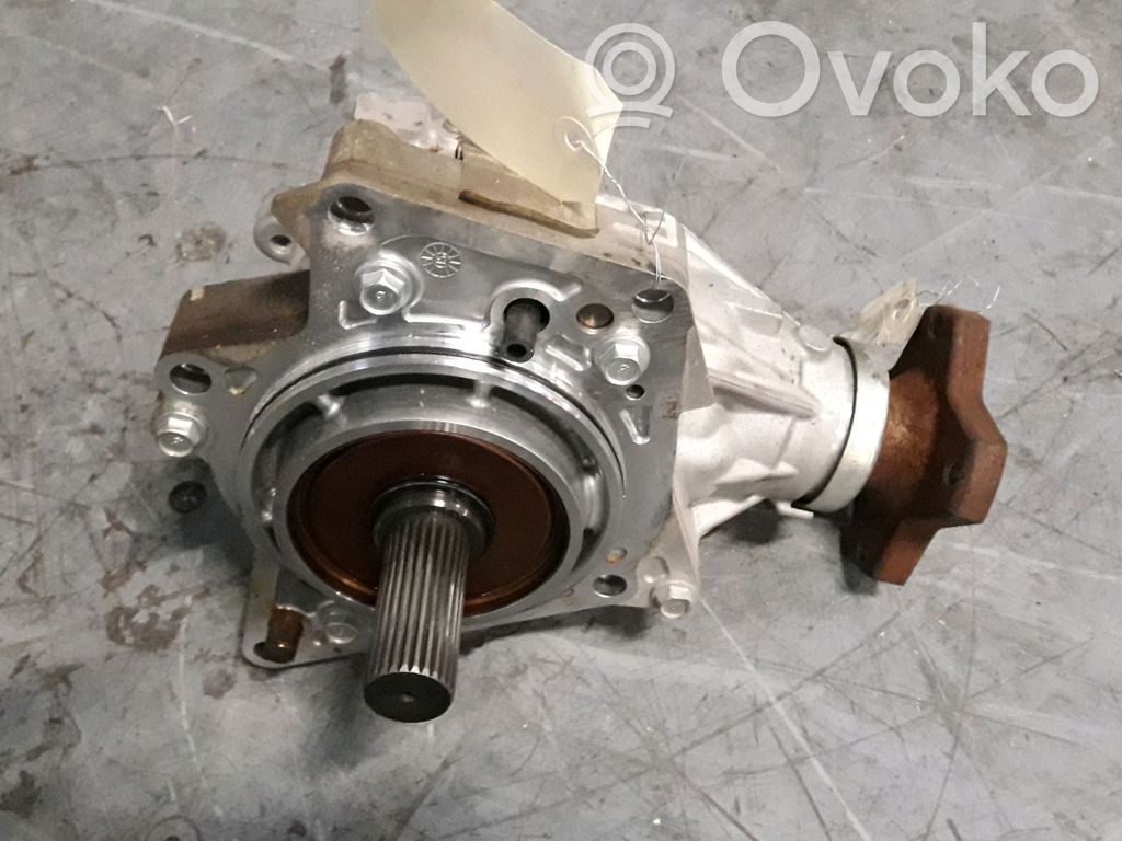 Verteilergetriebe   33100BB60A
