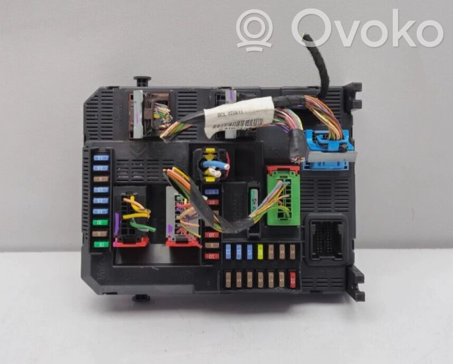 Peugeot 208 I Fuse box set 