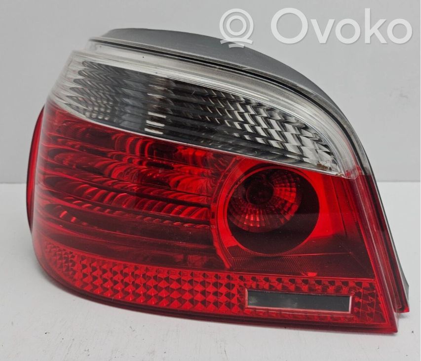 Rear/tail lights   6923305,6923305,7165737,15823703,2VP008679058,BMW7165737
