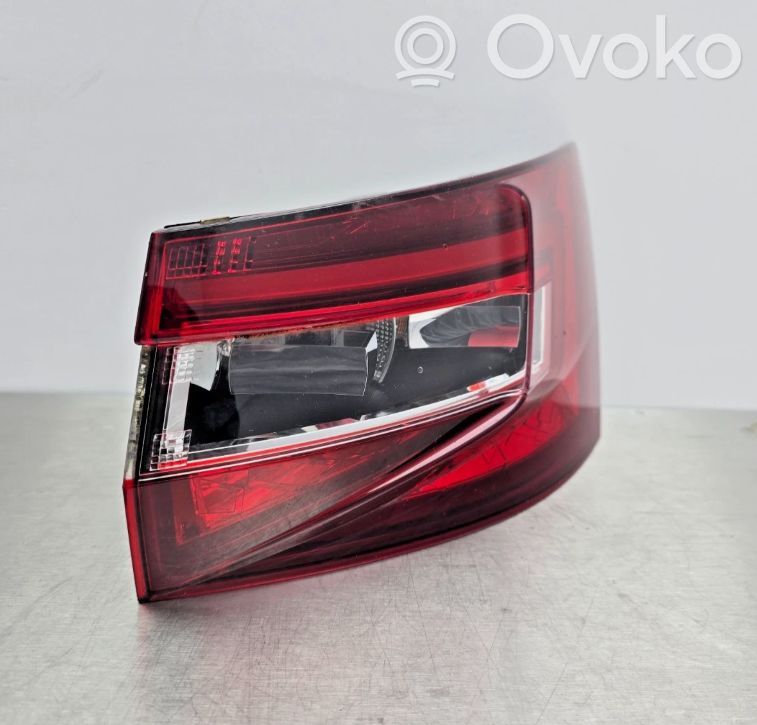 Skoda Superb B8 (3V) Lampa tylna 
