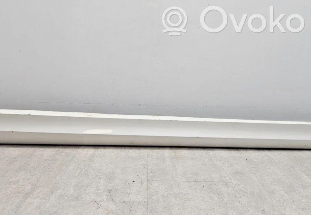 BMW 3 E90 E91 Foot area side trim 