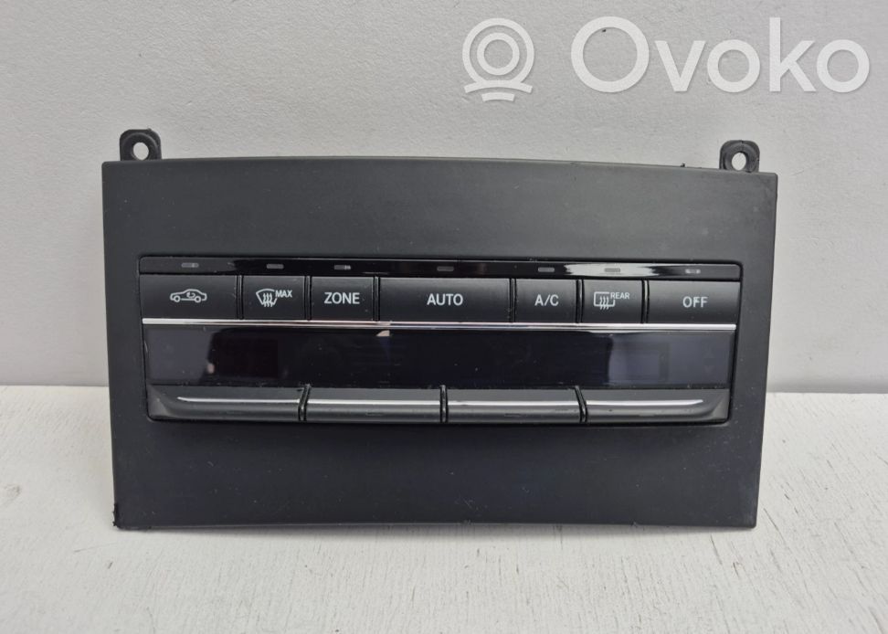 Mercedes-Benz E W212 Climate control unit 