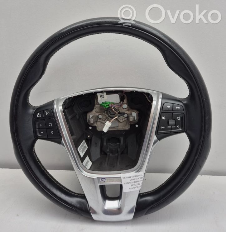Volvo V40 Cross country Stūre 