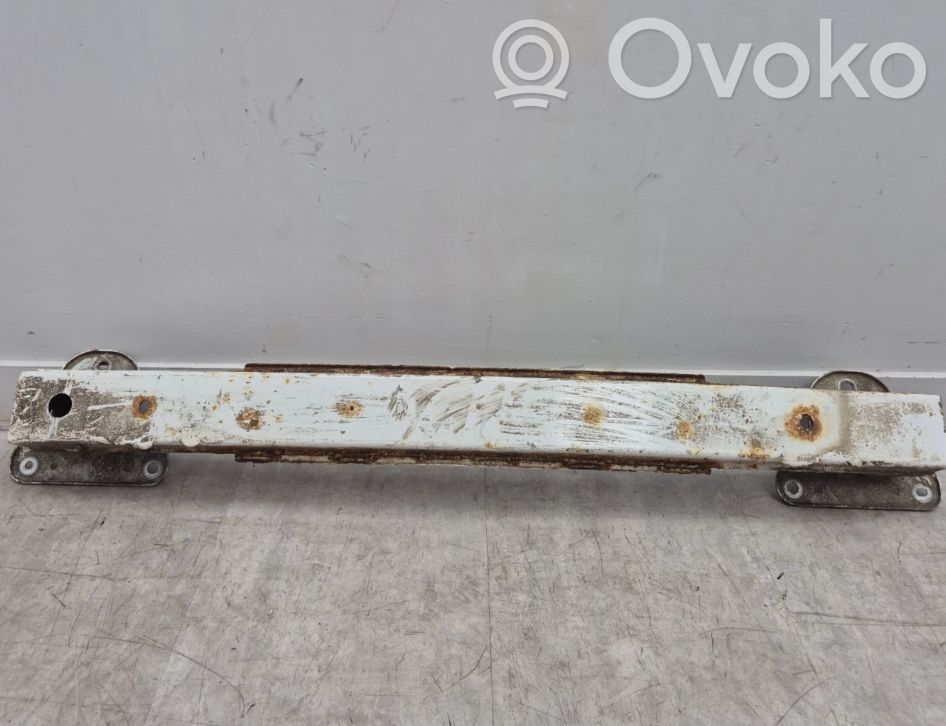 Opel Karl Aizmugurē bampera balka 