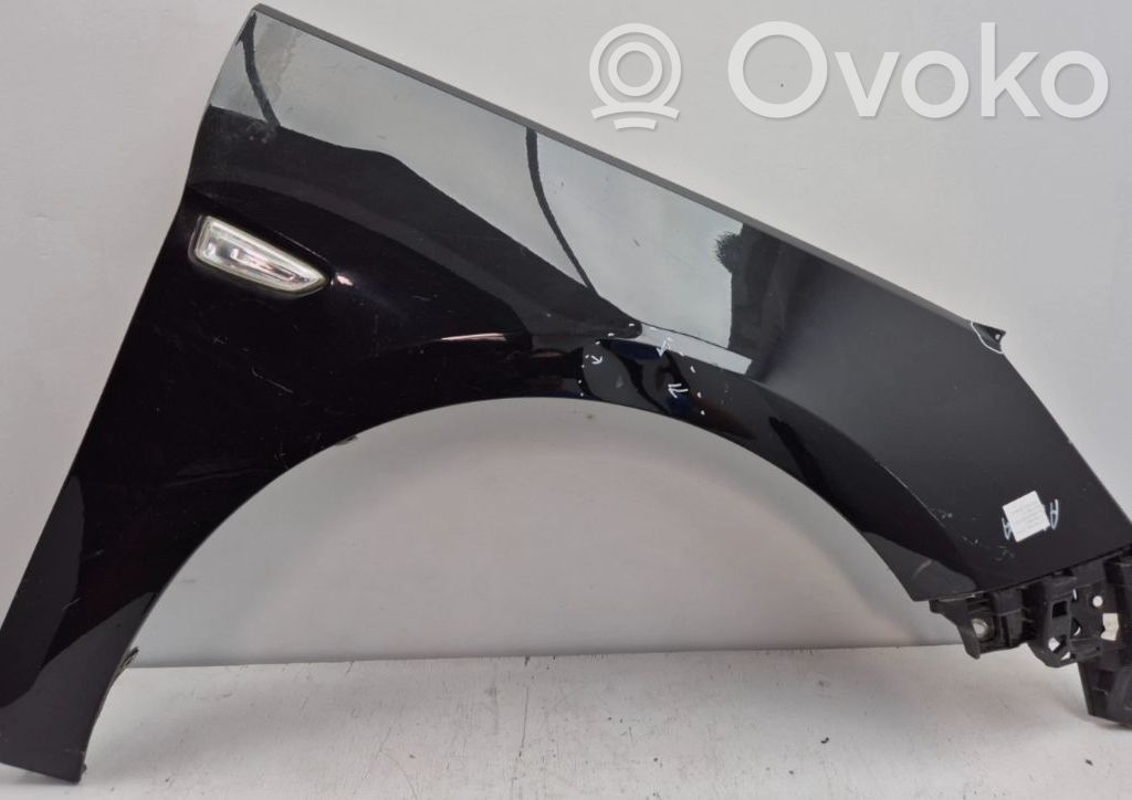 Opel Astra K Sparnas 