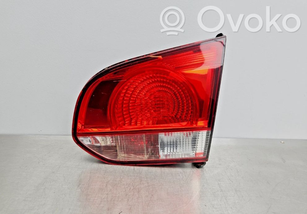 Volkswagen Golf VI Takaluukun takavalot 