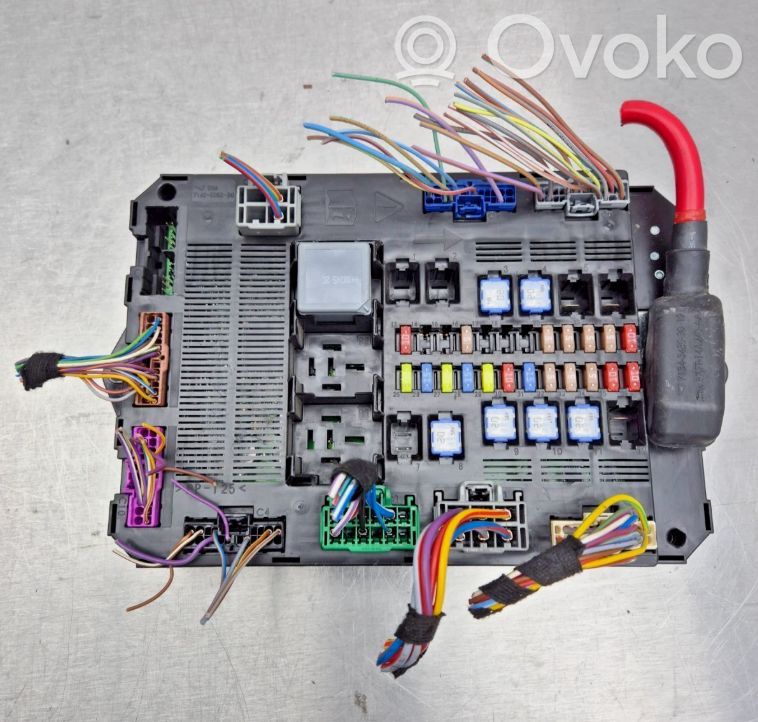 Jaguar XF X250 Modul siguranțe 