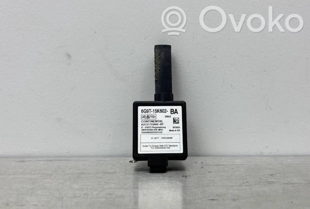 Ford Kuga I Antenos stiprintuvas 