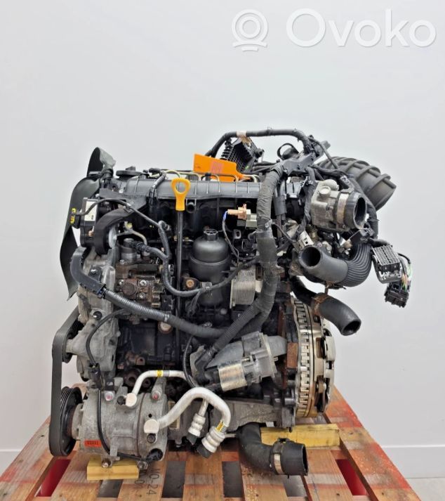 Engine   D4FD,D4FD,133L12AU00,133L12AU00,133L12AU01,221002A400,225L22AU00A,D4FDH,D4FDHU2
