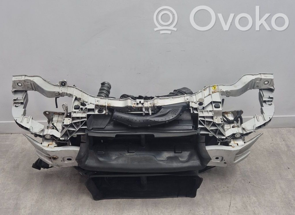 Панель радиаторов   BV618005BD,BV618005BD,M134578B,1714867,1789172,1830143,1859725,1926039,2014533,2268709,2269553,8V618A297JJ,8V618C607ED,8V618C607EE,BM518312AC,BM518314CC,BM518473CF,BM51A10922BE,BV6119710BE,BV618005BD,F1EB8B041AB,M134807