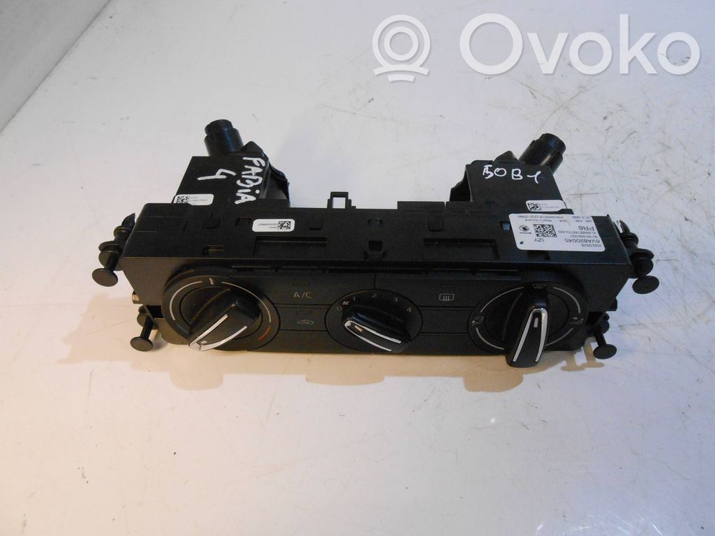 Skoda Fabia Mk4 (6VA) Panel klimatyzacji 