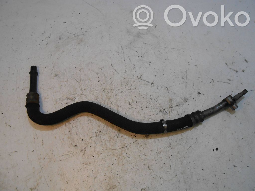 BMW 3 E90 E91 Oil cooling pipe 