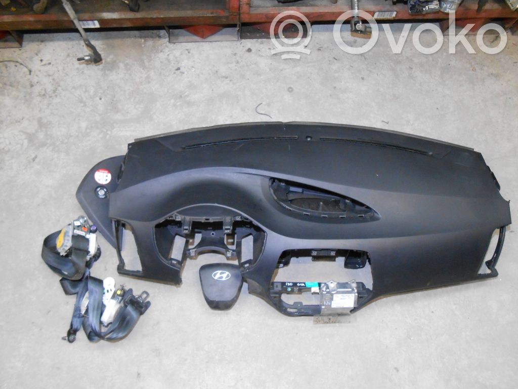 Hyundai i20 (PB PBT) Panel de instrumentos 