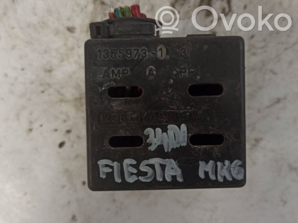 Ford Fiesta Juego de caja de fusibles 