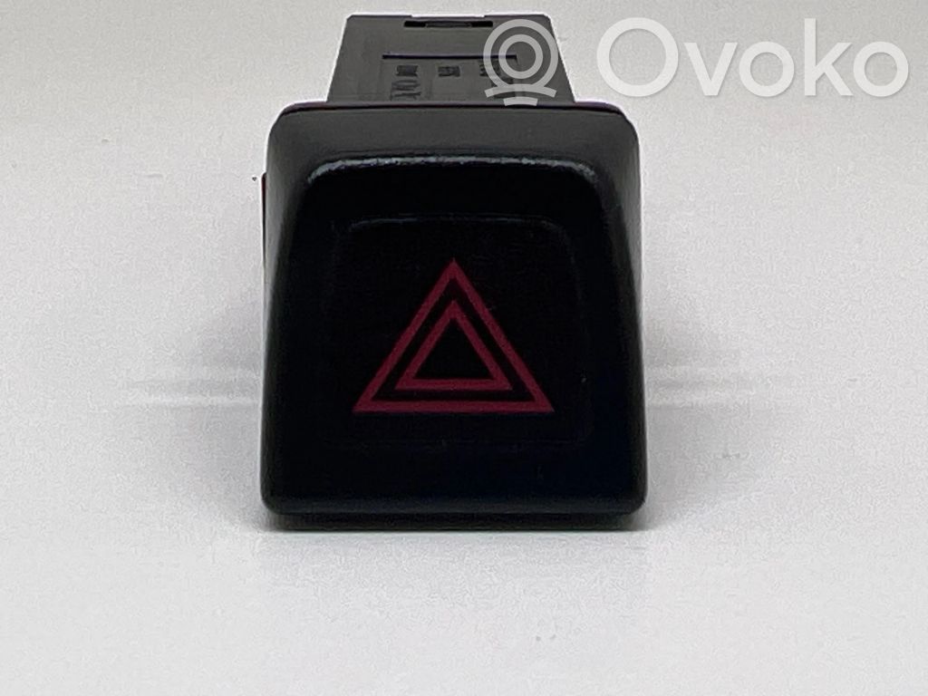 Volvo XC60 Hazard light switch 