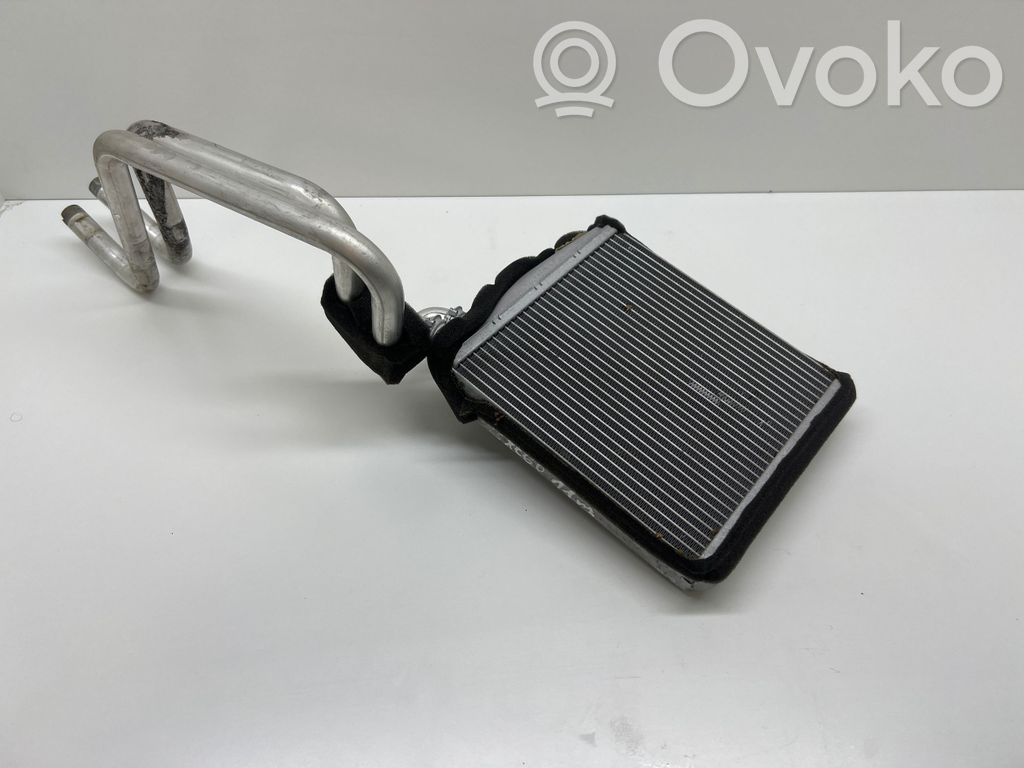 Volvo XC60 Pečiuko radiatorius 