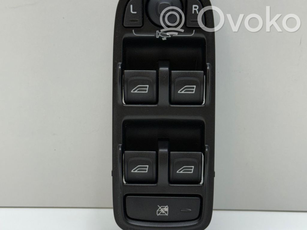 Volvo XC60 Electric window control switch 