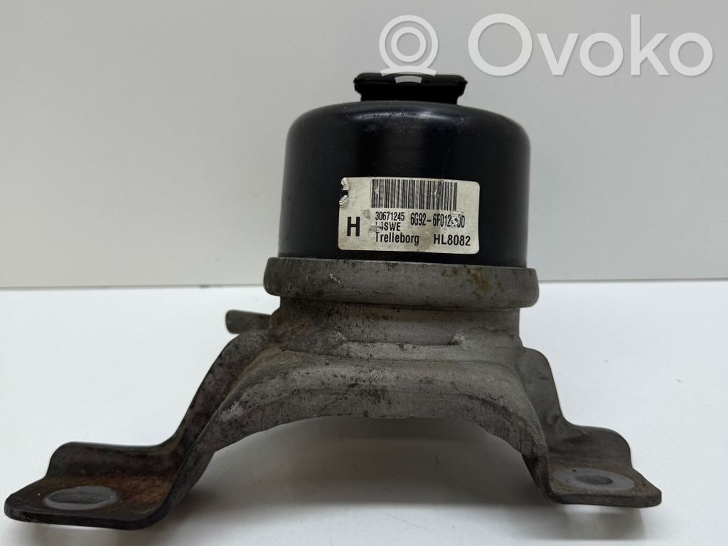 Engine mount bracket   30671245,6G926F012DD