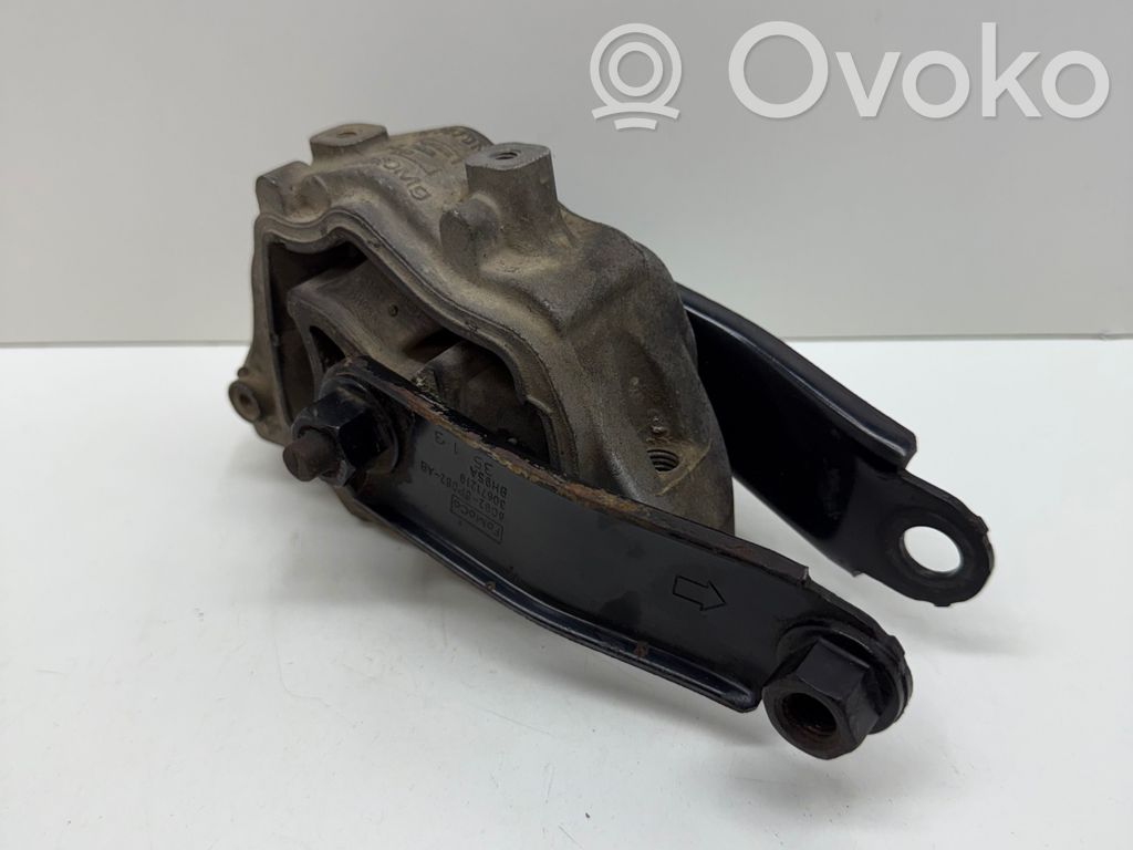 Volvo V60 Engine mount bracket 