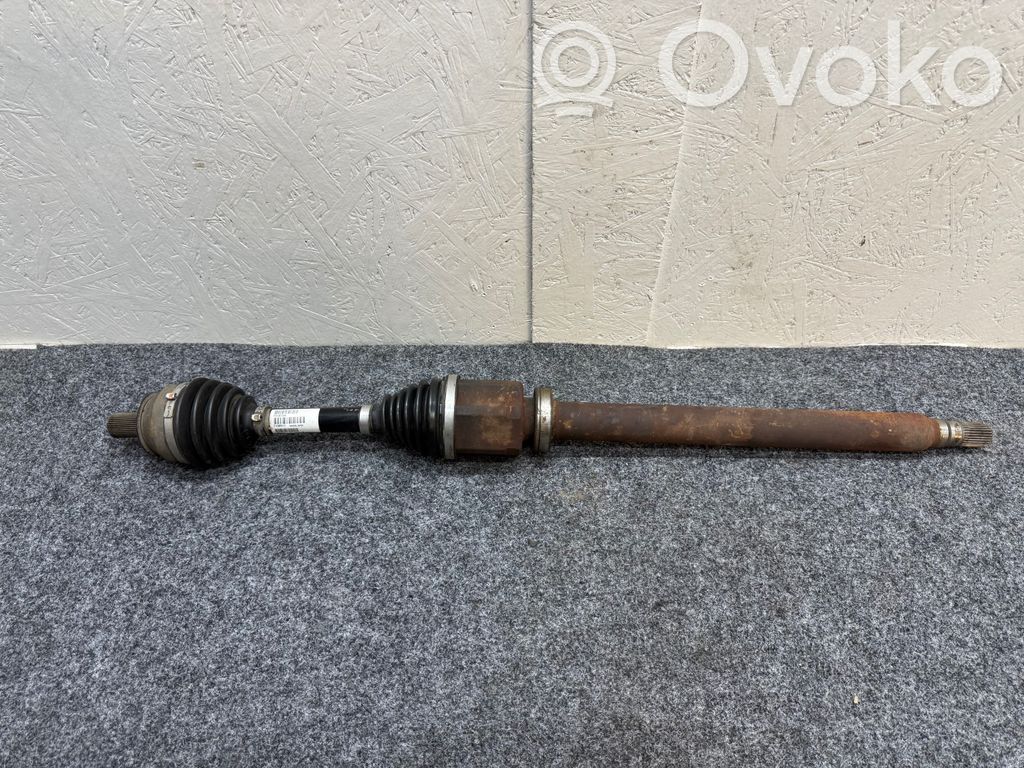 Volvo V60 Priekinis pusašis 